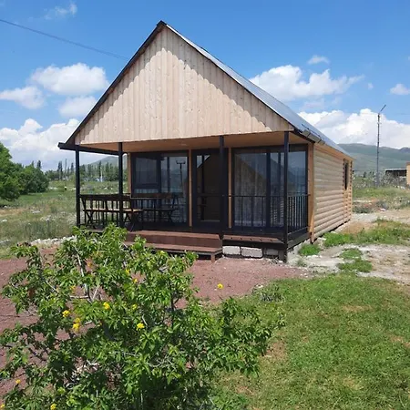 Nirok Hotel Sevan Exterior photo